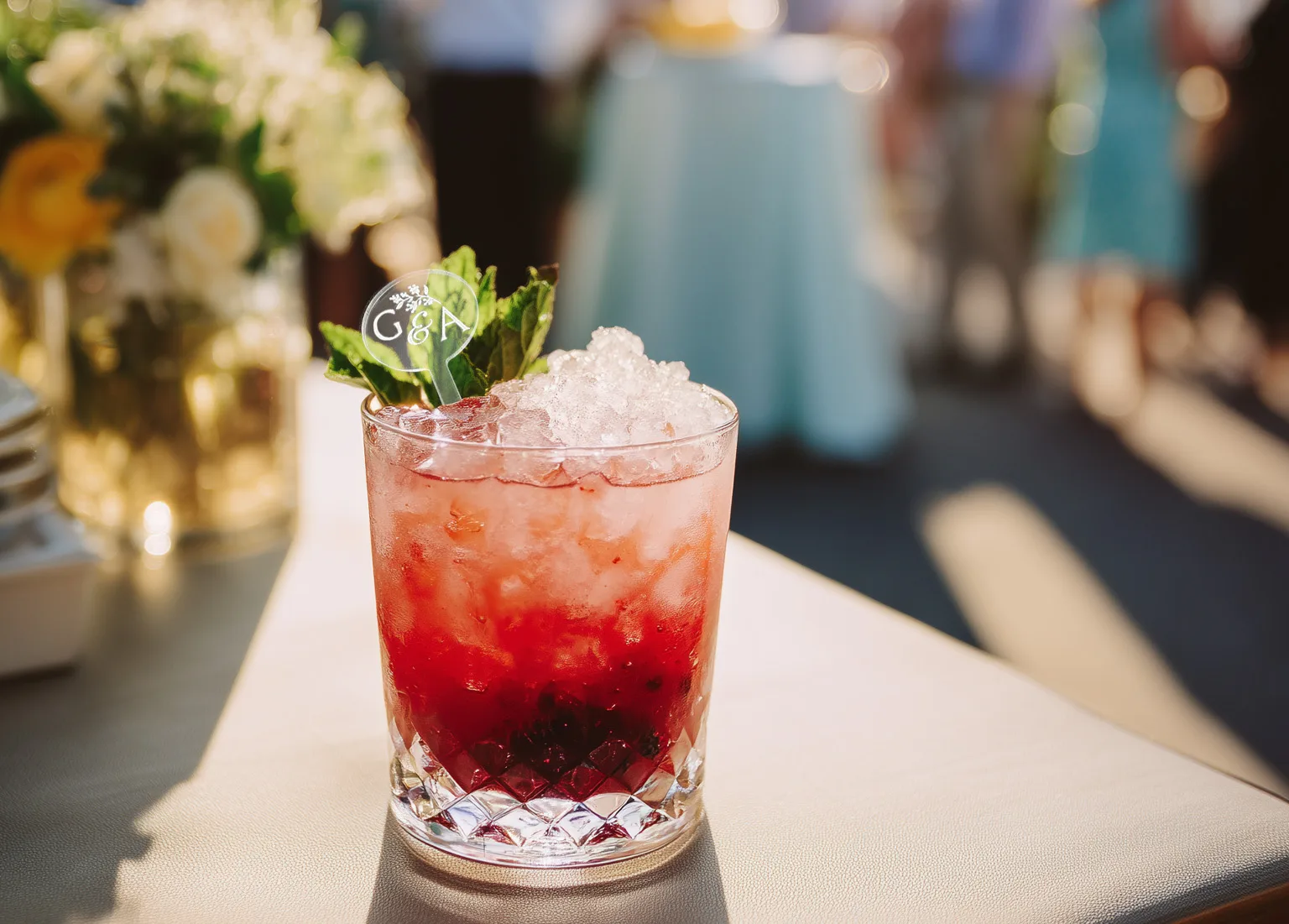 7 Things to Remember when choosing Cocktail Stirrers for your wedding_Custom Drink Stirrers